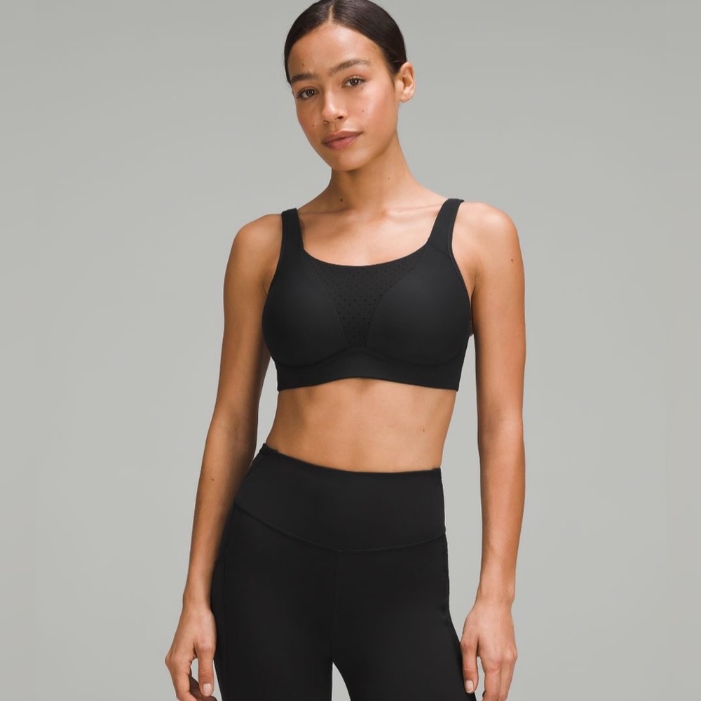 RUN TIMES BRA *HIGH SUPPORT, B-G CUPS. SIZE 32. NWOT